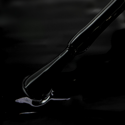 Lakier hybrydowy 002 CZARNY KOT  LUMA Nails