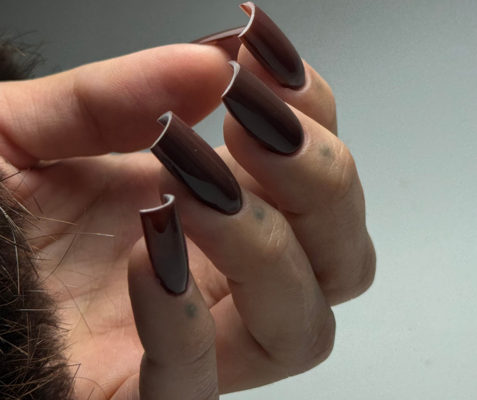 Jak zrobić paznokcie hybrydowe?