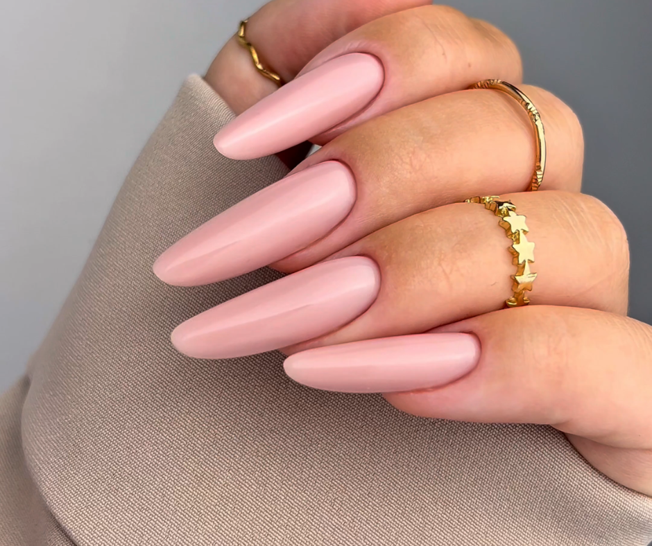 Paznokcie żelowe czy akrylowe - które lepsze?