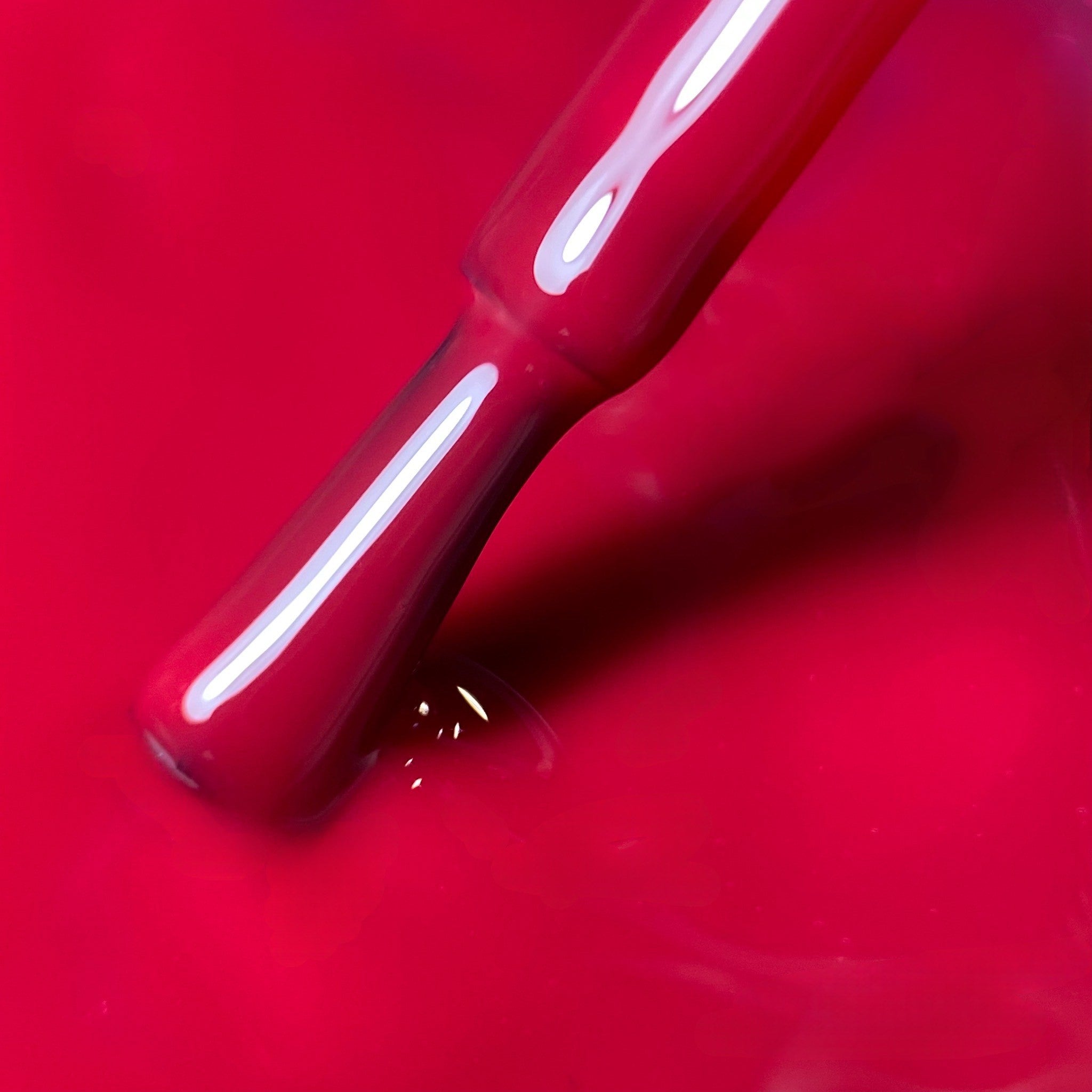 Lakier hybrydowy 152 Mrs. Claus LUMA Nails