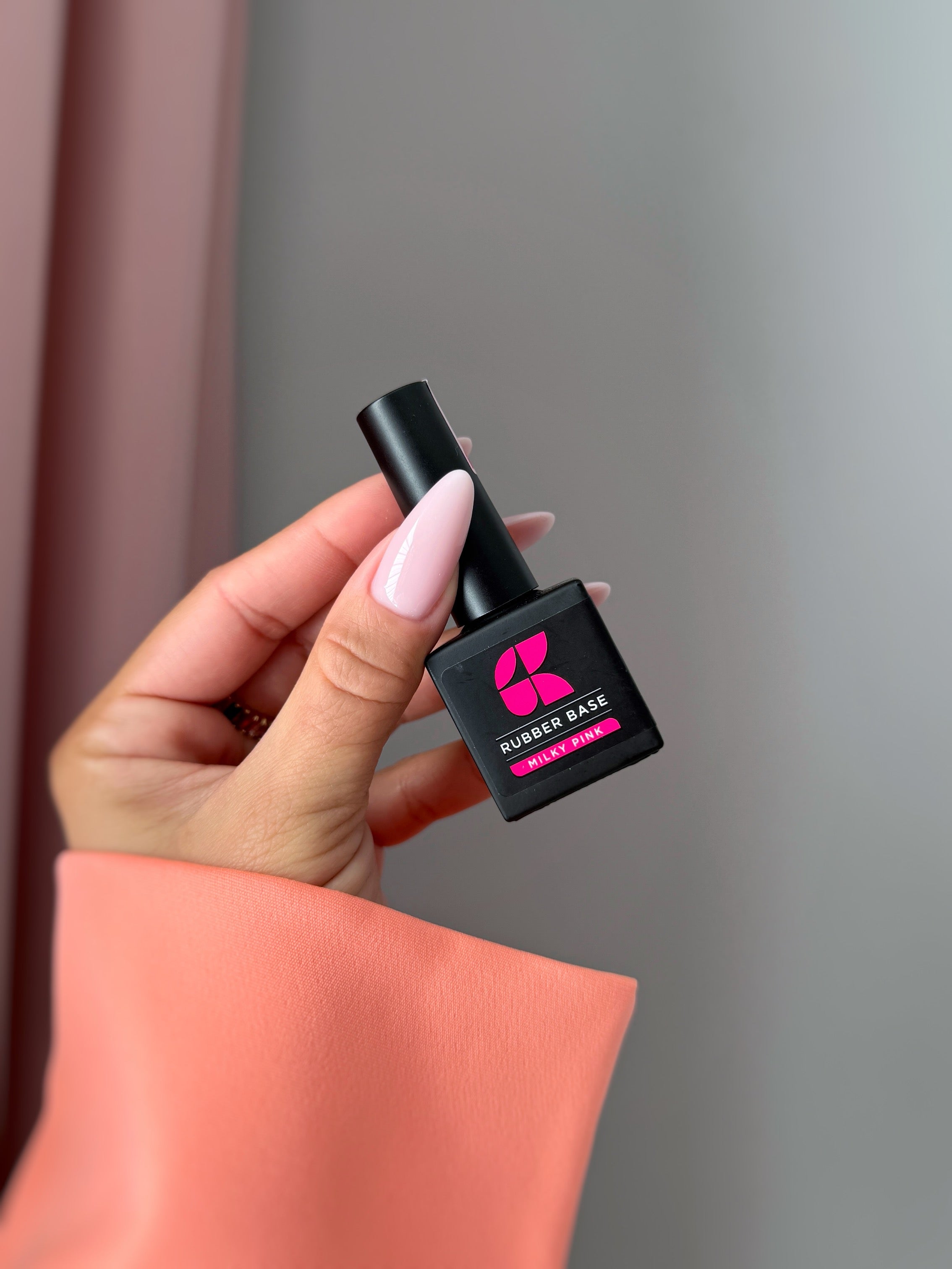 Baza Hybrydowa Milky Pink Rubber Base 8ml