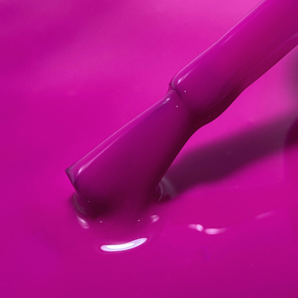 LUMA Nails